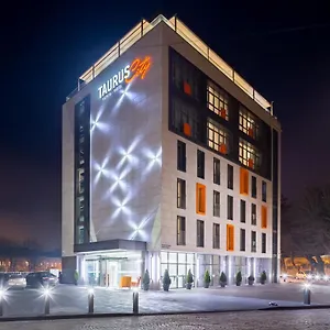 Taurus 4* Lviv