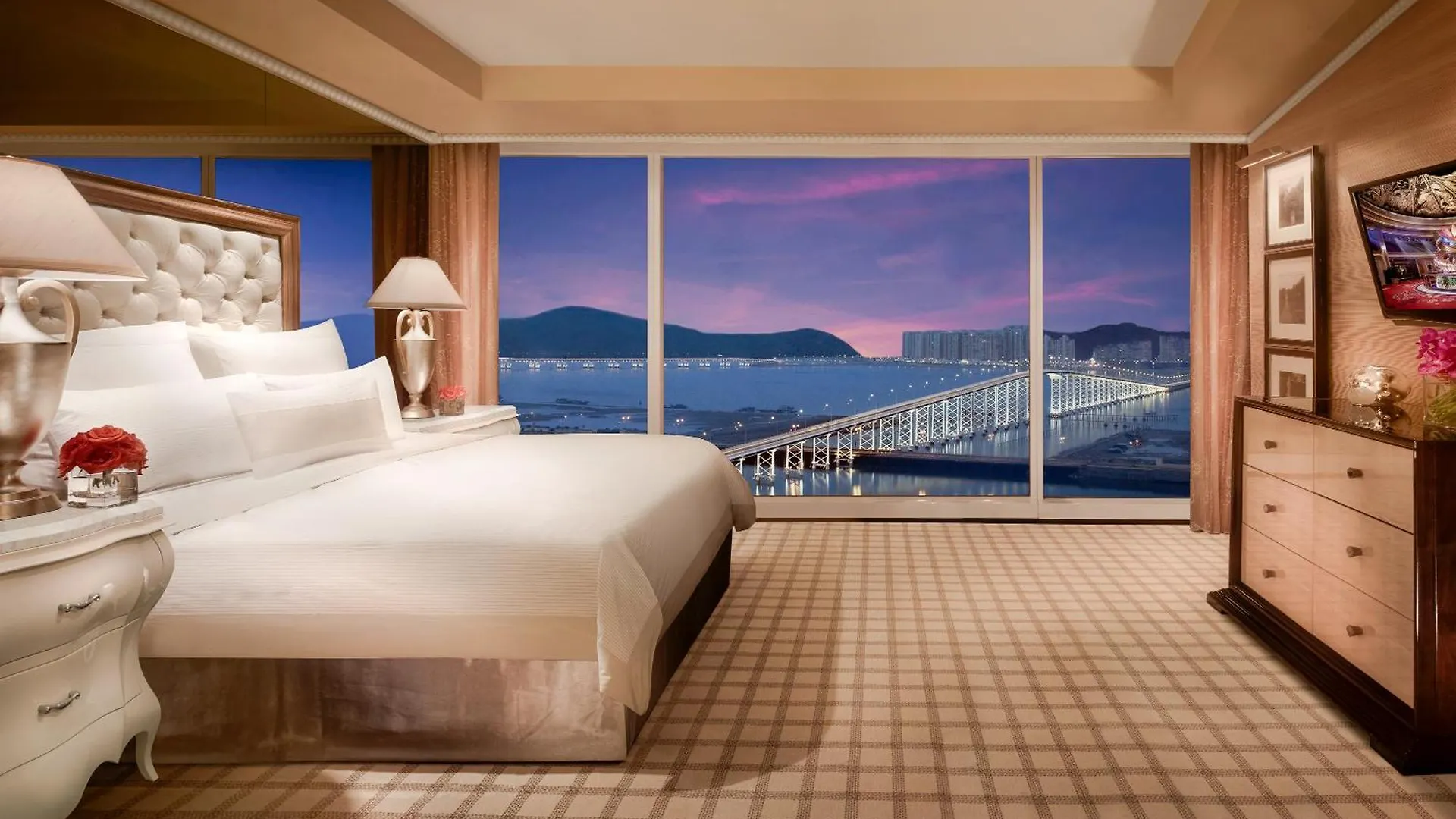 Wynn Macau Hotel 5*,  China